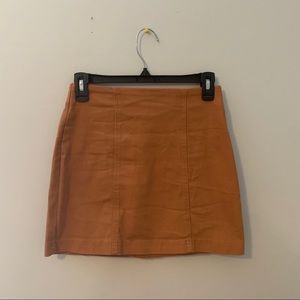 🍁 F21 TAN SKIRT 🍁